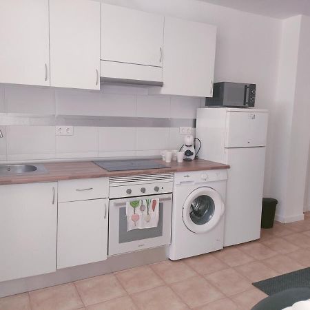 Centro Bernabeu Wizink Feria Aeropuerto Apartment Madrid Ngoại thất bức ảnh